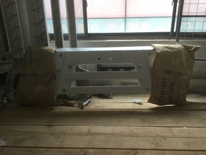 812W41610-0003,汕德卡C7H保險杠總成,濟南冠澤卡車配件營銷中心