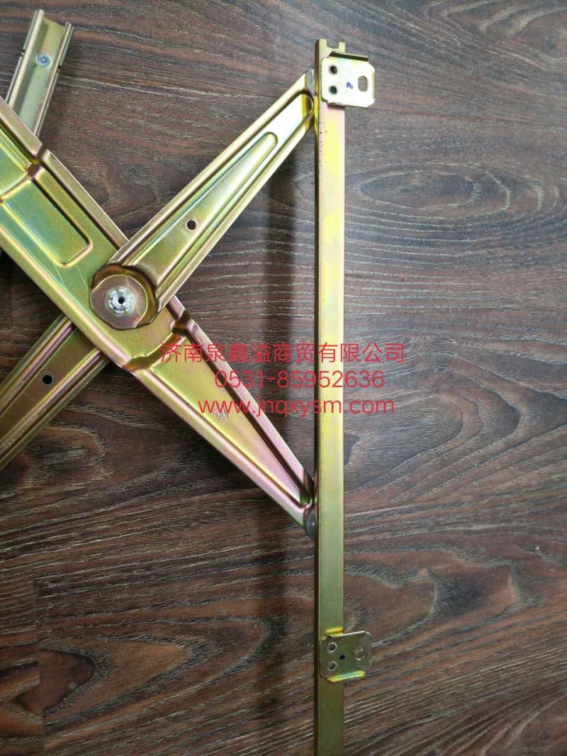 100610400016,左車(chē)門(mén)齒盤(pán)式玻璃升降器,濟(jì)南泉鑫溢商貿(mào)有限公司