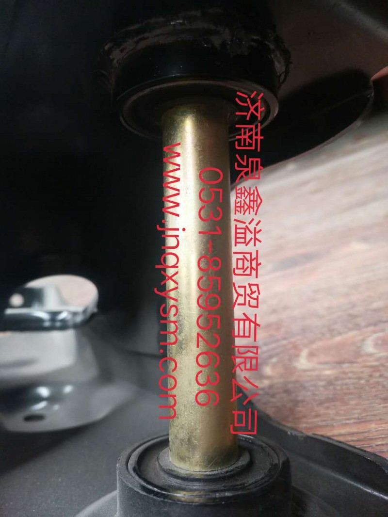 100500400153,駕駛室后懸置鎖拴上支架,濟南泉鑫溢商貿(mào)有限公司