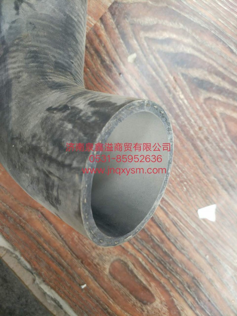 100130300099,發(fā)動機出水管,濟南泉鑫溢商貿(mào)有限公司