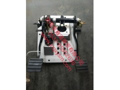 100350400002,制動(dòng)離合器踏板總成,濟(jì)南泉鑫溢商貿(mào)有限公司