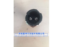3720010-240,剎車燈開關,濟南重坤汽車配件有限公司