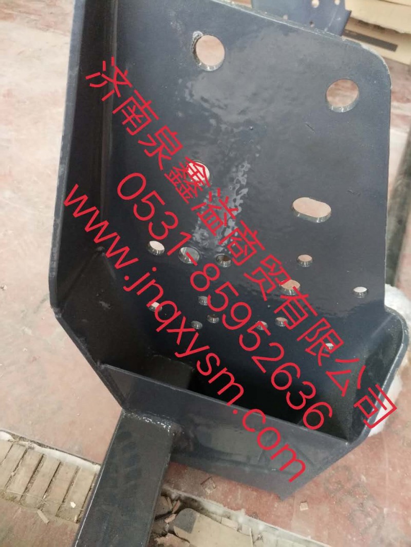 100280300439,前下防護(hù)總成,濟(jì)南泉鑫溢商貿(mào)有限公司