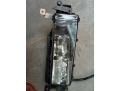 WG9120720004,豪駿霧燈右,濟南諾誠重型汽車配件有限公司
