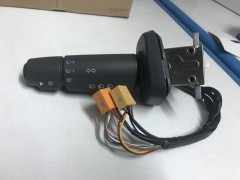 811W25509-0144,C7H汕德卡組合開關(guān),濟南馳南原廠電器