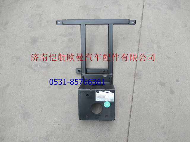 H0130410200A0,副水箱支架新6?？?濟南愷航歐曼汽車配件有限公司