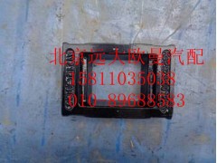 H4292180012A0,前板簧壓板,北京遠(yuǎn)大歐曼汽車配件有限公司