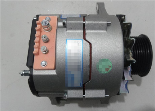 VG1246090002起動(dòng)機(jī)豪沃A7起動(dòng)機(jī)A7起動(dòng)機(jī)/VG1246090002 STARTER