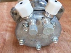DZ15251845007,Air conditioning compressor,濟南向前汽車配件有限公司