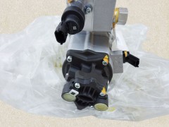 612600080674,高壓油泵,濟(jì)南向前汽車配件有限公司