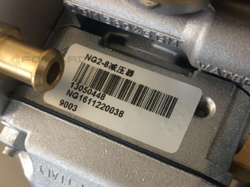 13050448,Pressure reducer,濟(jì)南向前汽車(chē)配件有限公司