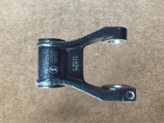 199100520034,前簧吊耳總成Before the spring lug,濟(jì)南向前汽車配件有限公司