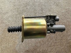 DZ98149230090,離合器分泵，Clutch distributor L3000,濟(jì)南向前汽車配件有限公司