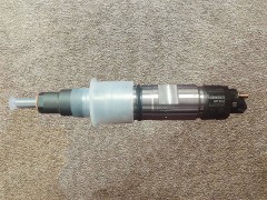 610800080073,Fuel injector WP7.240 E30,濟南向前汽車配件有限公司