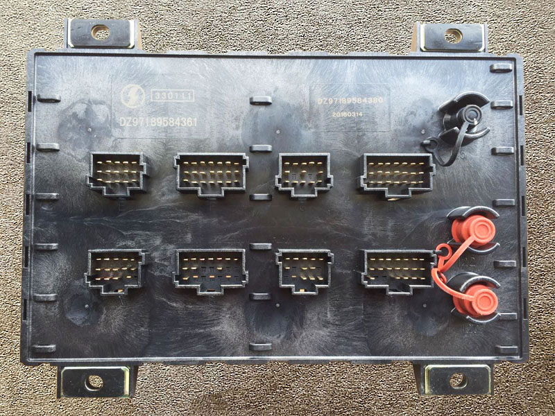DZ97189584380,Electrical panel (X3000),濟(jì)南向前汽車配件有限公司