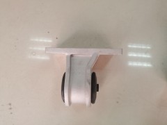 YG9625530102散熱器支架右