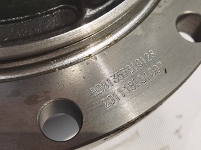 81.35701.0128,后輪轂 Rear hub,山東弗凱車橋重卡零部件制造有限公司
