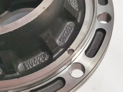 81.35701.0128,后輪轂 Rear hub,山東弗凱車橋重卡零部件制造有限公司