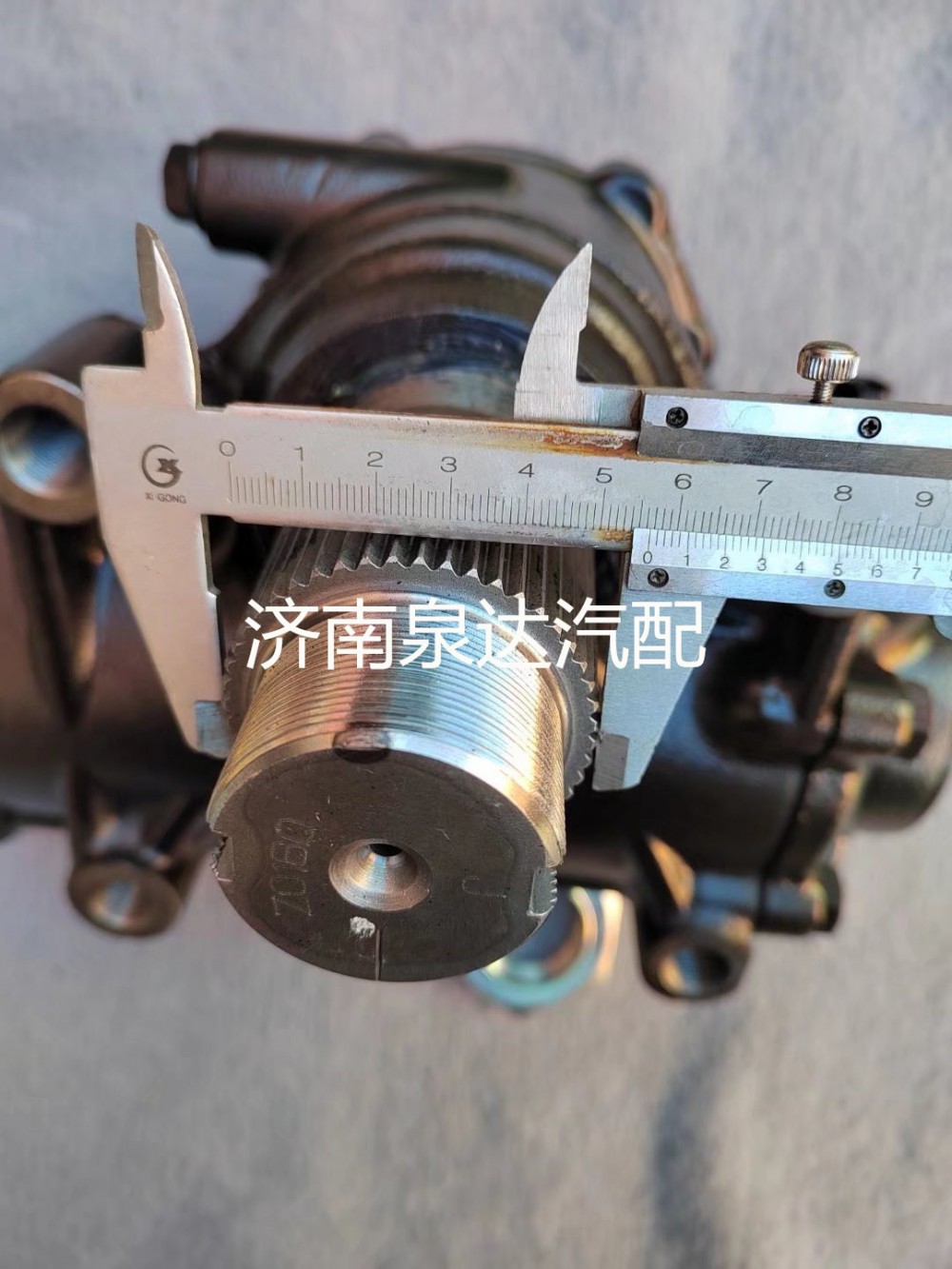 適配紅巖新金剛杰獅杰卡杰豹方向機總成轉(zhuǎn)向器轉(zhuǎn)向機/Z15-3411010
