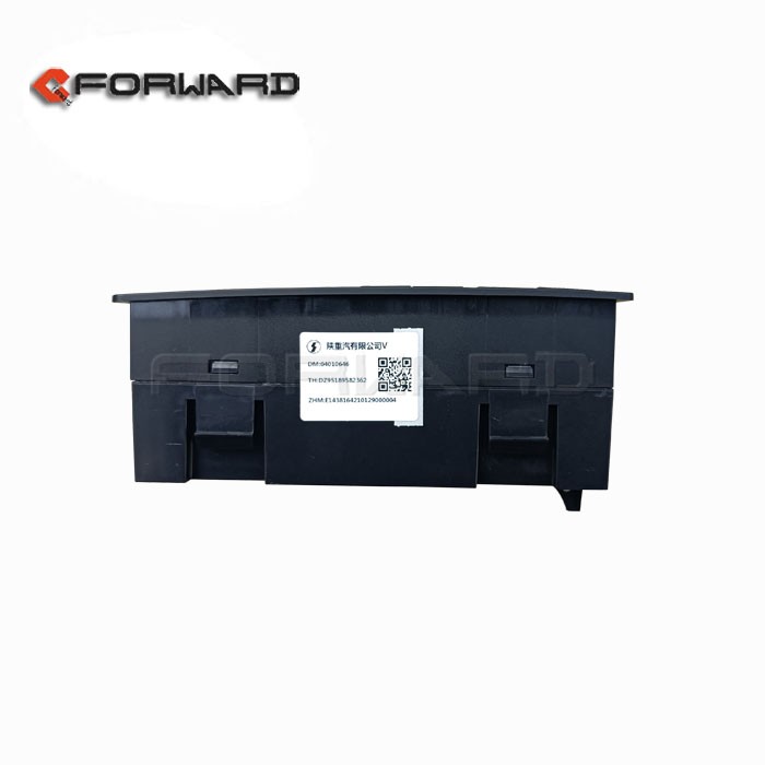 DZ95189582362,Warm risk control panel. - Starboard,濟(jì)南向前汽車(chē)配件有限公司