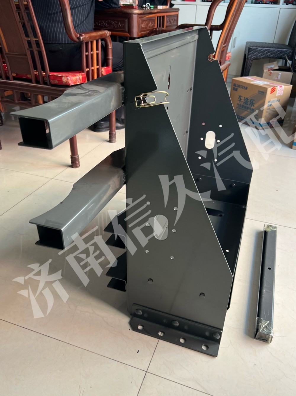 AZ9925761150,電瓶箱體,濟南信久汽配銷售中心