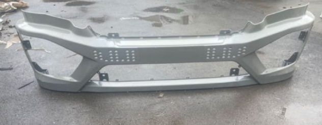 重汽HOWONX保險杠WG9525930223/15910082803