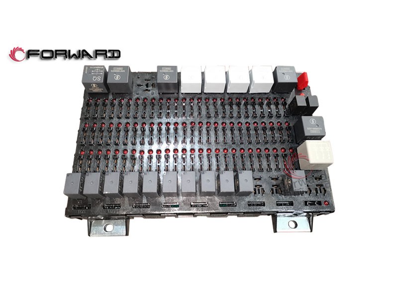 SHACMAN X5000 車身電器系統(tǒng) DZ97189584391  中央電氣裝置板（ISMBCM無(wú)熔斷絲）/DZ97189584391  中央電氣裝置板（ISMBCM無(wú)熔斷絲）