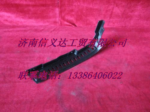 AZ1642240051,保險杠右裝飾板,濟(jì)南凱爾特商貿(mào)有限公司