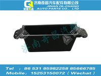 az1651160031,豪瀚配件 豪瀚中控板雜物盒WG1651160031,濟南奇昌汽車配件有限公司