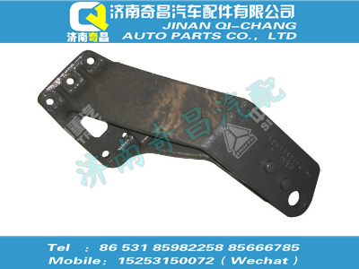 az1608434054,C7B配件 C7B翻轉橫拉桿右支架,濟南奇昌汽車配件有限公司