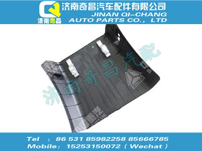 wg9918950221,HOWO配件 HOWO分體式擋泥板右前總成,濟(jì)南奇昌汽車配件有限公司