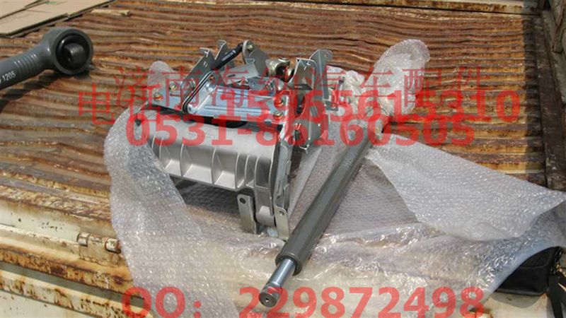 AZ9925470060,轉(zhuǎn)向操縱裝置總成（高地板）,濟(jì)南海納汽配有限公司