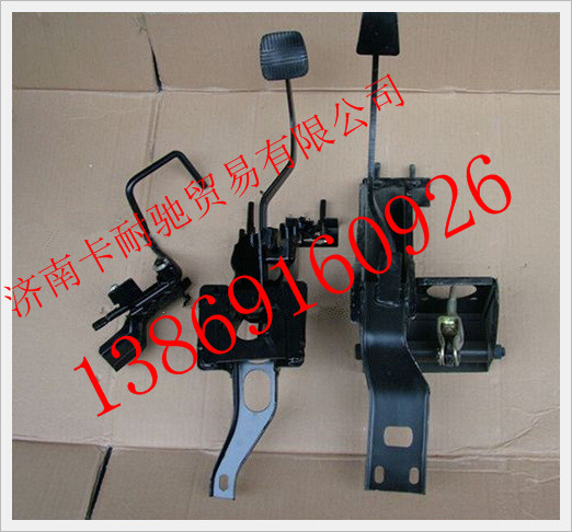 AZ9516570002,重汽豪瀚油門(mén)支架 豪瀚油門(mén)線 豪瀚發(fā)動(dòng)機(jī),濟(jì)南卡耐馳汽車(chē)配件有限公司