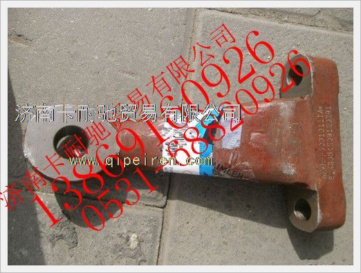AK99000410001,歐曼轉向直拉桿臂,濟南卡耐馳汽車配件有限公司