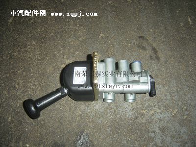 99100360010,99100360010.手制動(dòng)閥(左),濟(jì)南港新貿(mào)易有限公司